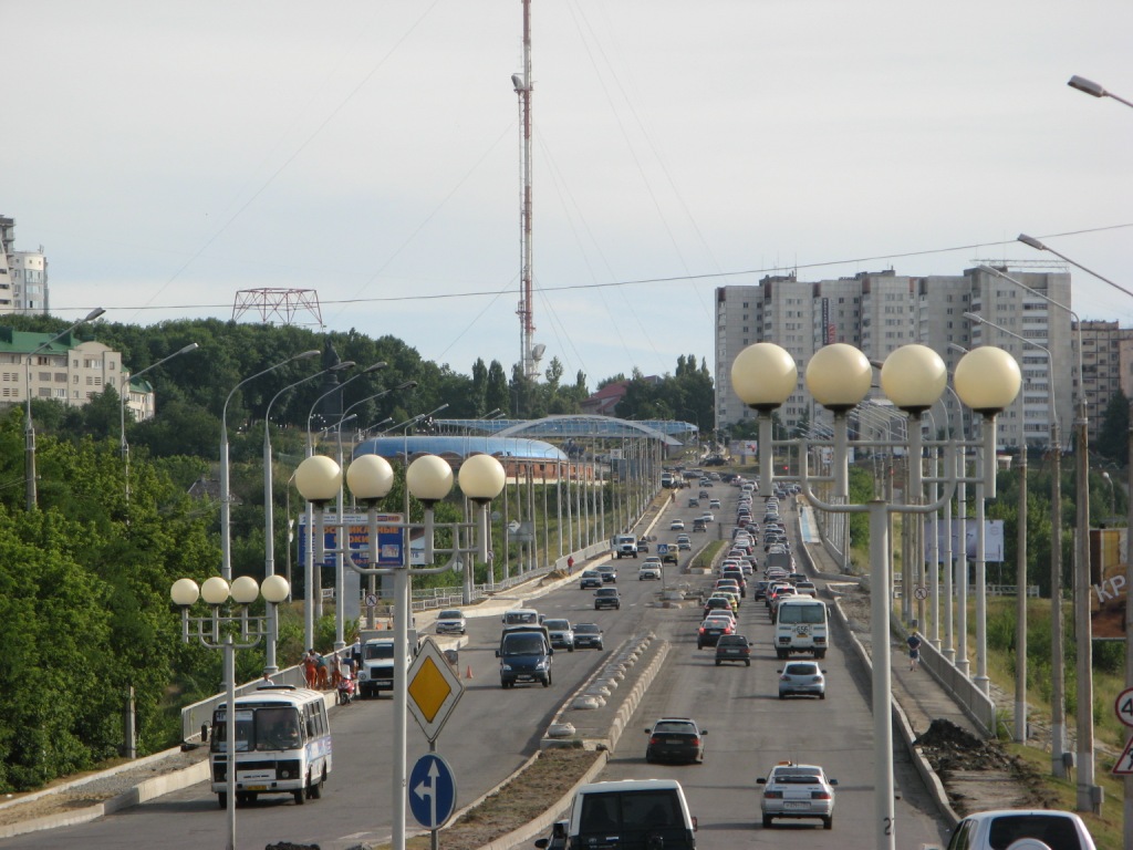Горожане могут дать название безымянным мостам Белгорода.