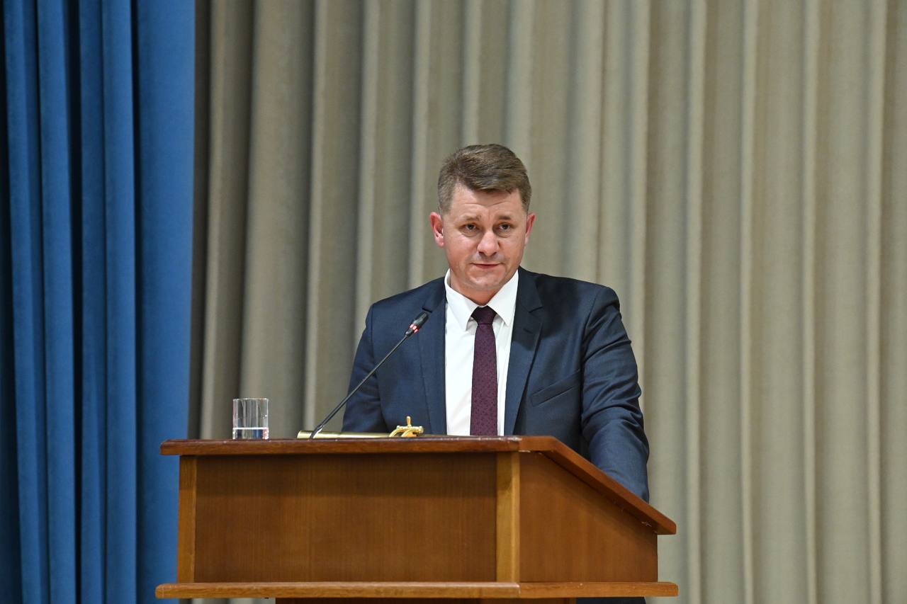 Валентин Демидов представил Горсовету итоги экономического развития Белгорода за 2022 год.