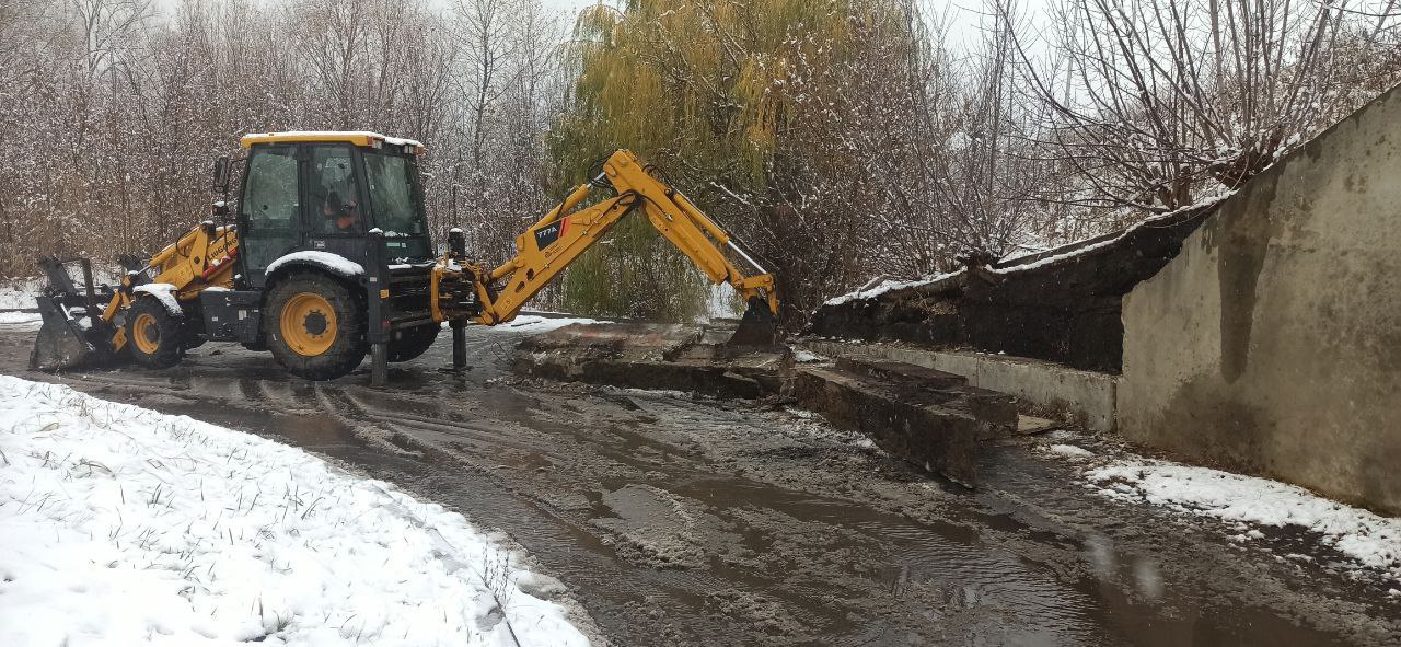 В Белгороде приступили к ремонту аварийной подпорной стены по ул. Красноармейская.