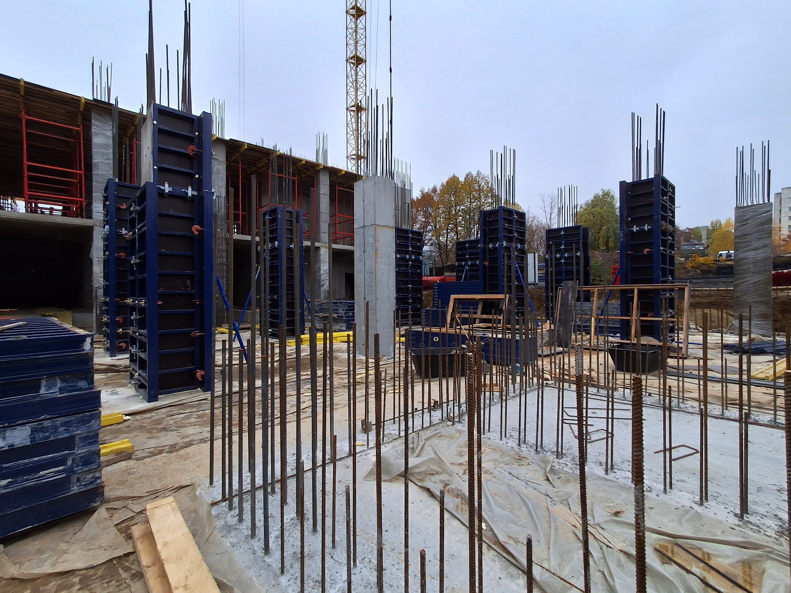 Продолжается строительство лечебного корпуса городской больницы № 2 в Белгороде.