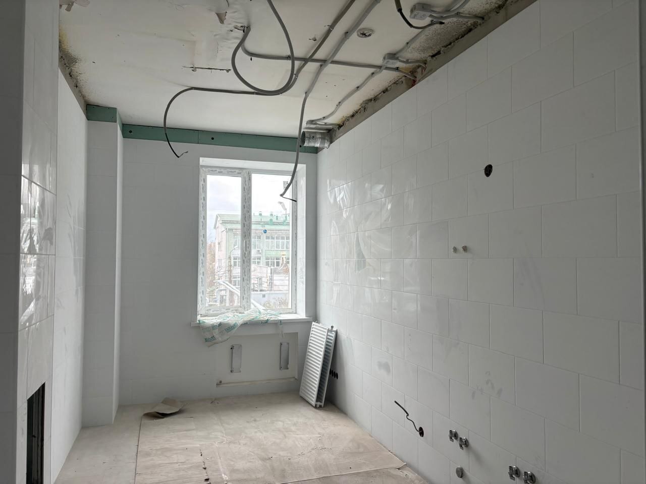 Ремонт поликлиники №1 в Белгороде завершён на 88%.