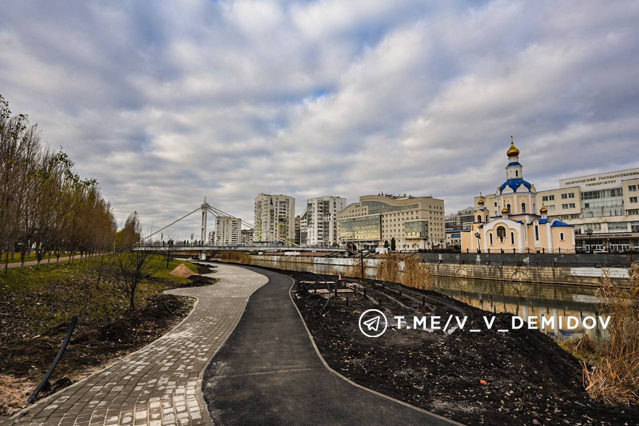 Строители завершили участок велопешеходной связи у УСК Хоркиной.