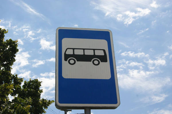 В связи с ДТП на остановке 5 Августа организован альтернативный маршрут для общественного транспорта.