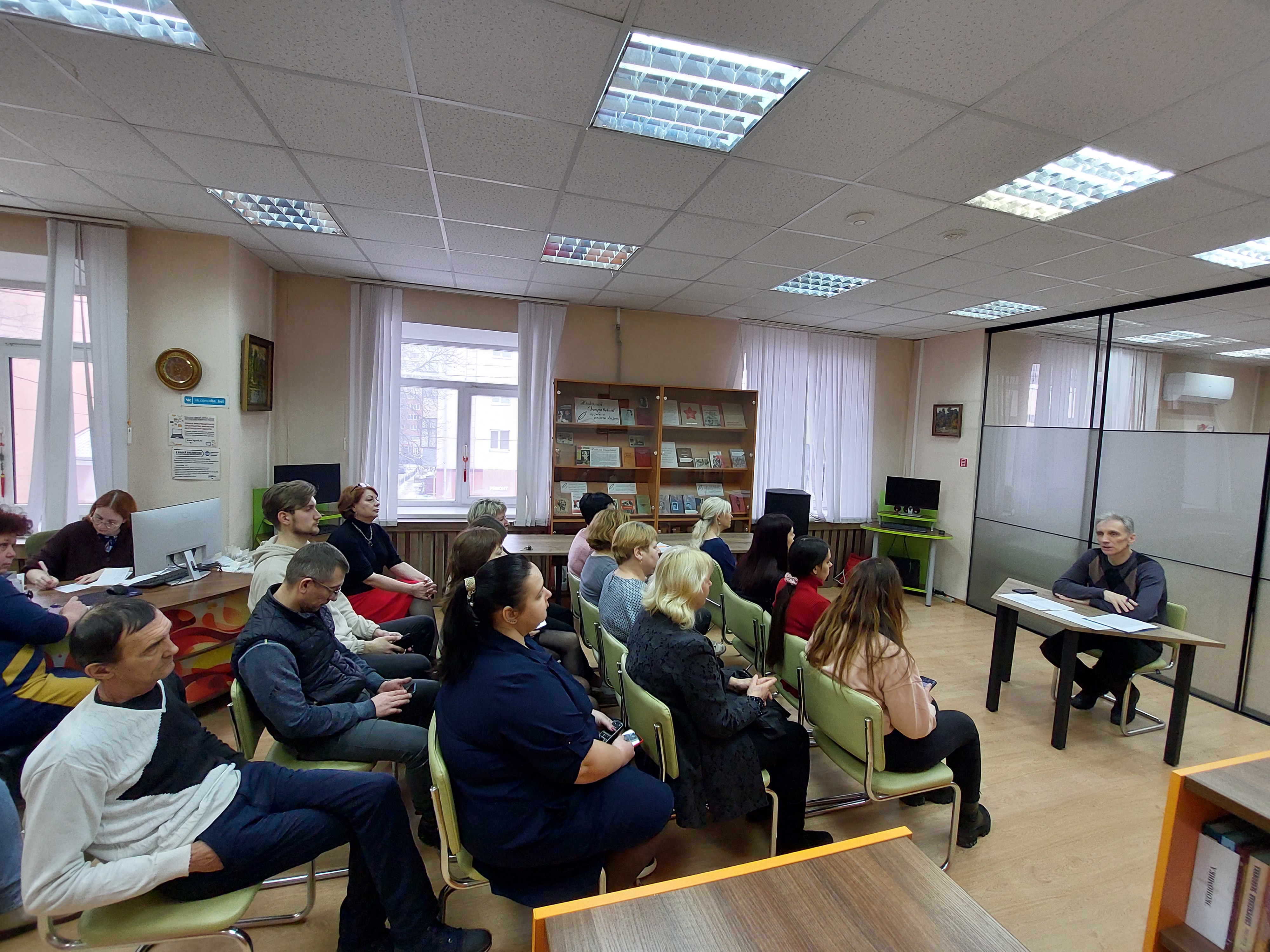 Состоялся очередной семинар с руководителями библиотечных учреждений города.