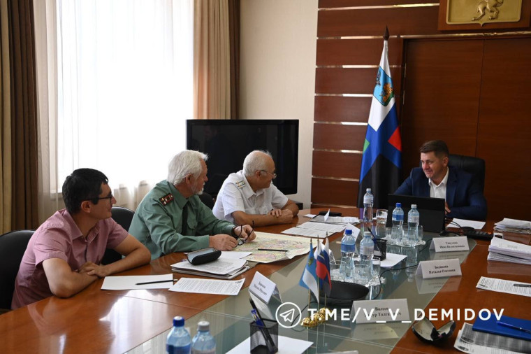 Мэр Белгорода Валентин Демидов встретился с руководителями Белгородского отделения общероссийской общественной организации ветеранов Вооруженных Сил РФ. Мэр Белгорода Валентин Демидов встретился с руководителями Белгородского отделения общероссийской общественной организации ветеранов Вооруженных Сил РФ.