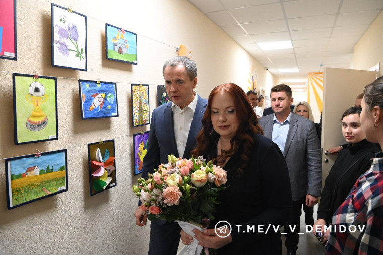 В Белгороде завершили капремонт помещений БРОО «Синяя птица», которая оказывает помощь детям с аутизмом и их семьям. В Белгороде завершили капремонт помещений БРОО «Синяя птица», которая оказывает помощь детям с аутизмом и их семьям.