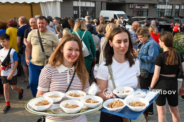 Белгородцы отмечают Международный день соседей. Белгородцы отмечают Международный день соседей.
