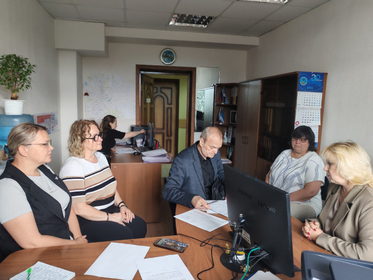 Выдвижение кандидатов в депутаты продолжается. Выдвижение кандидатов в депутаты продолжается.