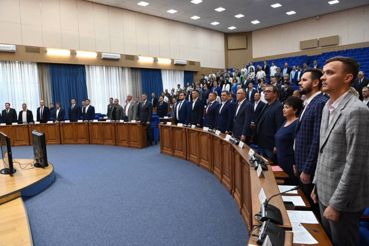 Первая сессия Белгородского городского Совета седьмого созыва.