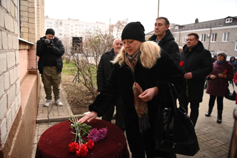 В Белгороде увековечили память Героя Советского Союза Николая Лукинова.