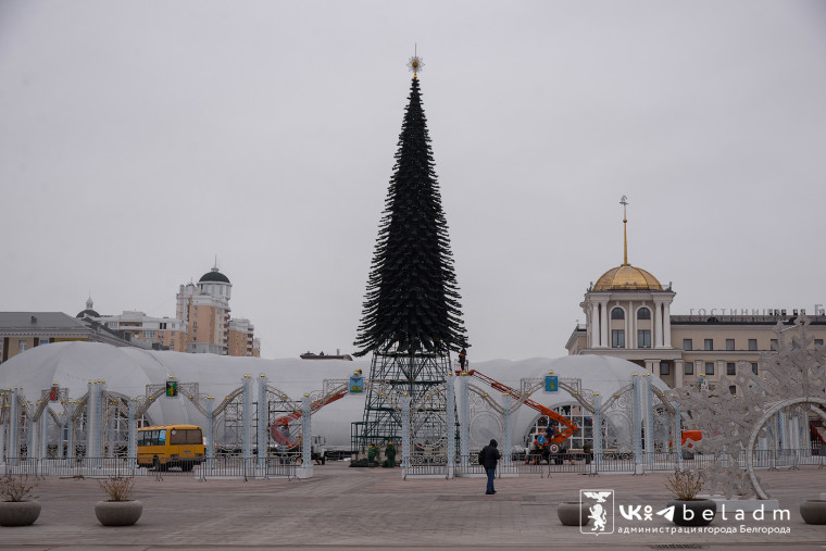 Белгород готовится отпраздновать Новый год и Рождество Христово..