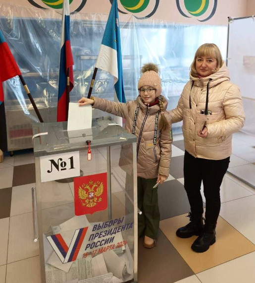 Жители Белгорода приходят на выборы всей семьёй.