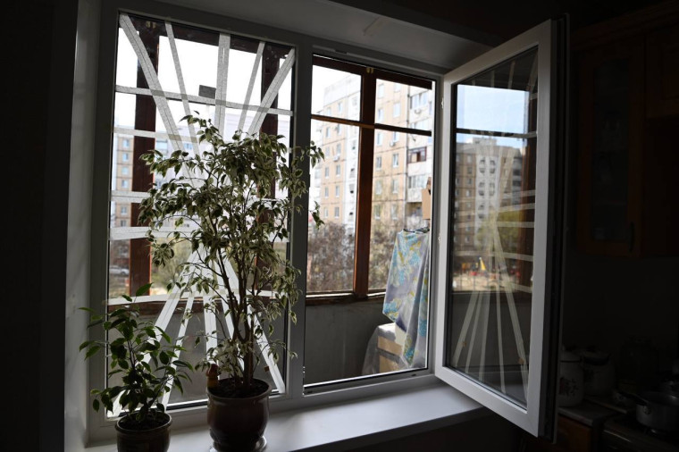 Валентин Демидов проверил восстановление повреждённых в результате обстрелов многоквартирных домов на Харьковской горе.