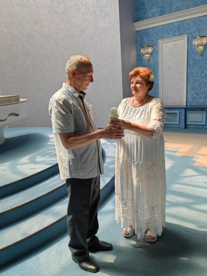 Семейная пара из Белгорода отметила «золотую» свадьбу.