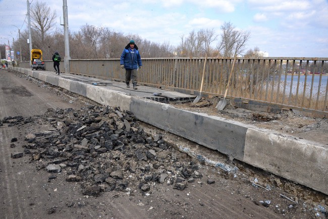 Капремонт моста на ул. Волчанской Белгорода завершат до конца года.