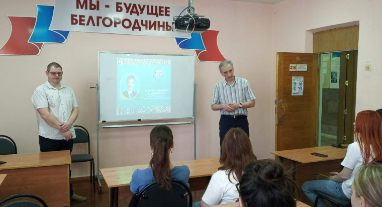 Дмитрий Сиротенко пообщался со школьниками – участниками первой лагерной смены.