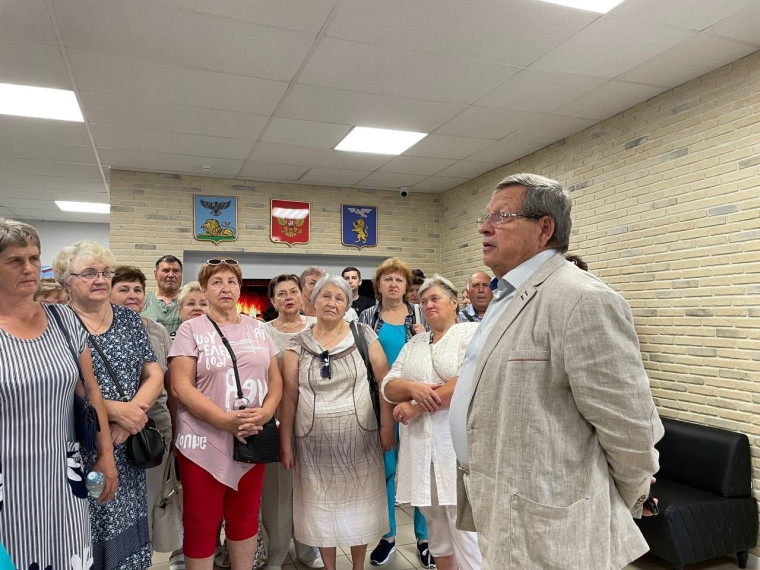 В рамках проекта губернатора «К соседям в гости» в Белгороде побывали три туристические группы из Яковлевского и Губкинского городских округов.