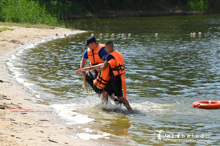 Белгородские спасатели поделились опытом с коллегами из других районов региона.